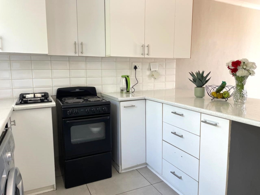 2 Bedroom Property for Sale in Table View Western Cape